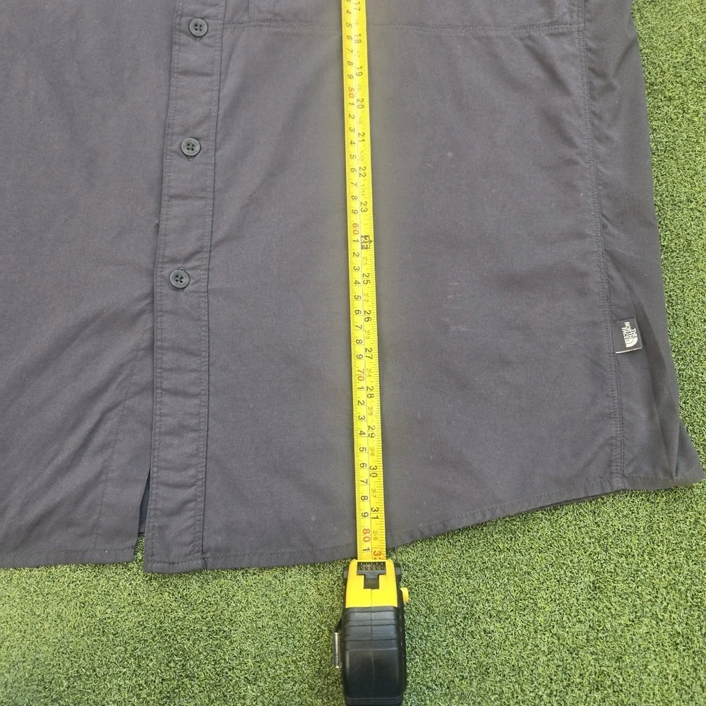 The‎ North Face Shirt Men's Size XL Gray Botton Up Short Sleeve